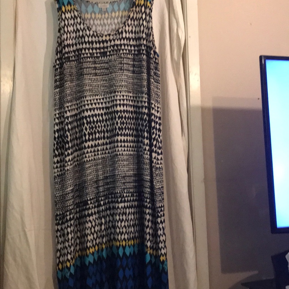 Black white blue maxi sleeveless dress